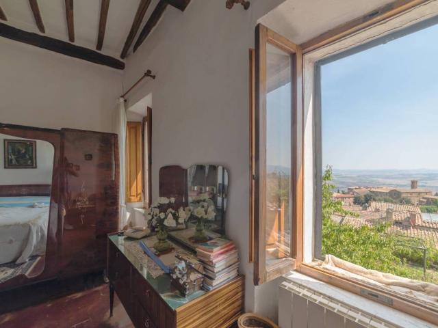 Casa indipendente in vendita a Montalcino SI