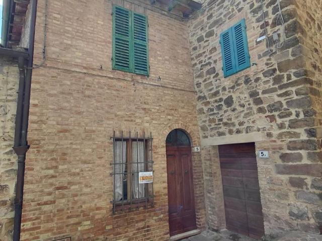 Casa indipendente in vendita a Montalcino SI