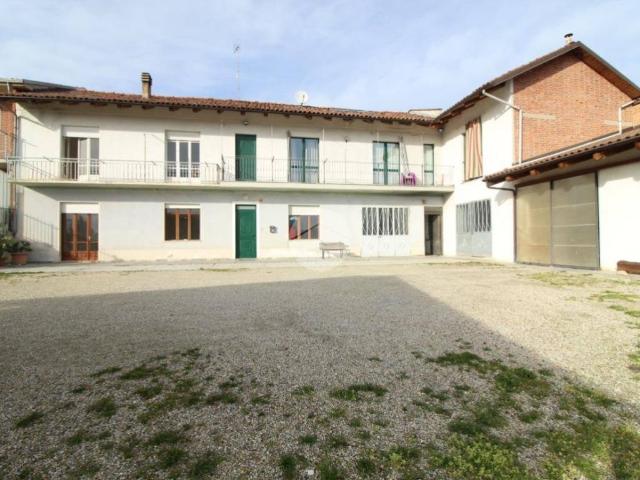 Casa indipendente in vendita a Montaldo Roero CN