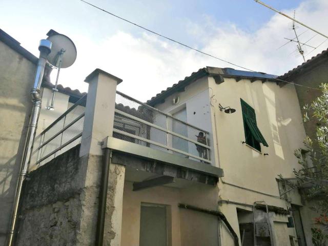 Casa indipendente in vendita a Montaldeo