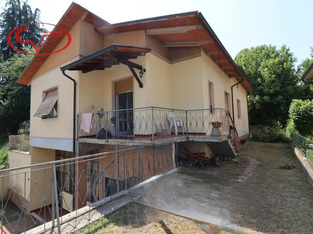 Casa indipendente in vendita a Montevarchi