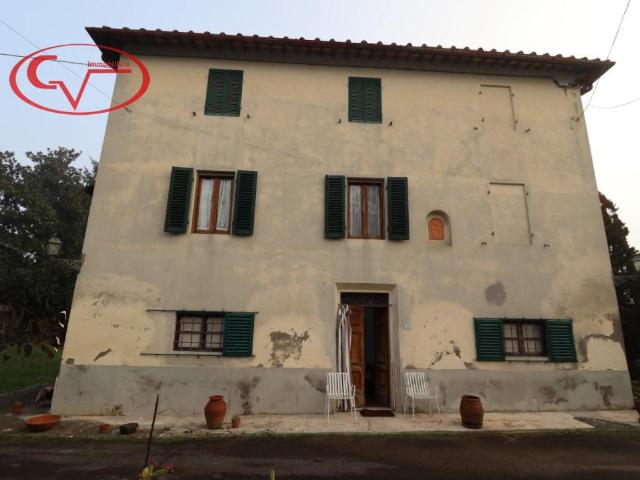 Casa indipendente in vendita a Montevarchi