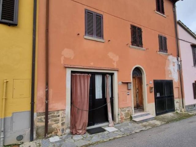Casa indipendente in vendita a Montevarchi AR