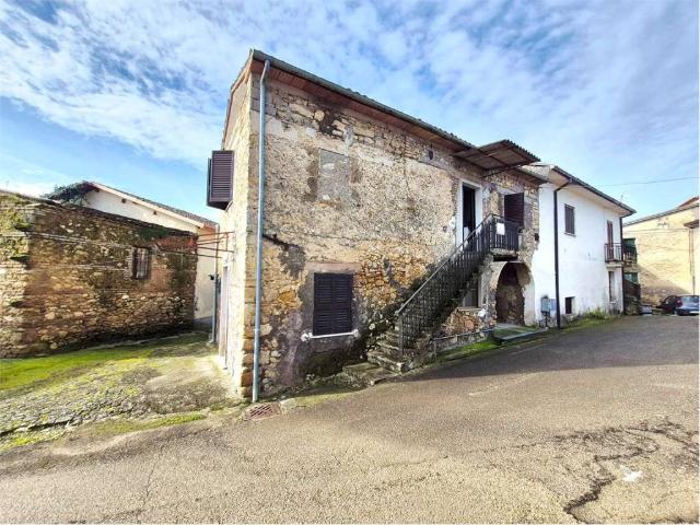 Casa indipendente in vendita a Monte San Giovanni Campano FR