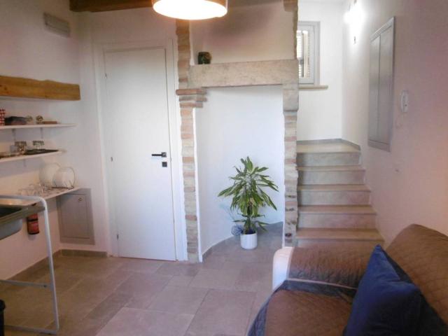 Casa indipendente in vendita a Monte San Giusto MC