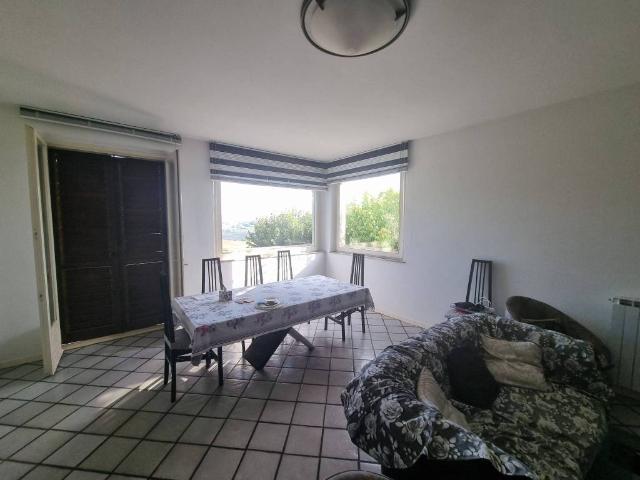 Casa indipendente in vendita a Monte San Pietrangeli FM