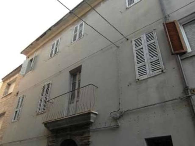 Casa indipendente in vendita a Monte San Pietrangeli FM