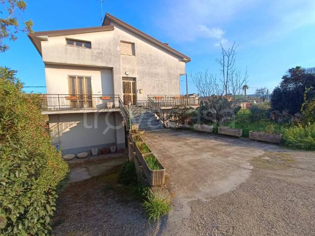 Casa indipendente in vendita a Monte Urano
