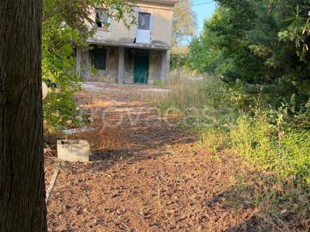 Casa indipendente in vendita a Monte Urano