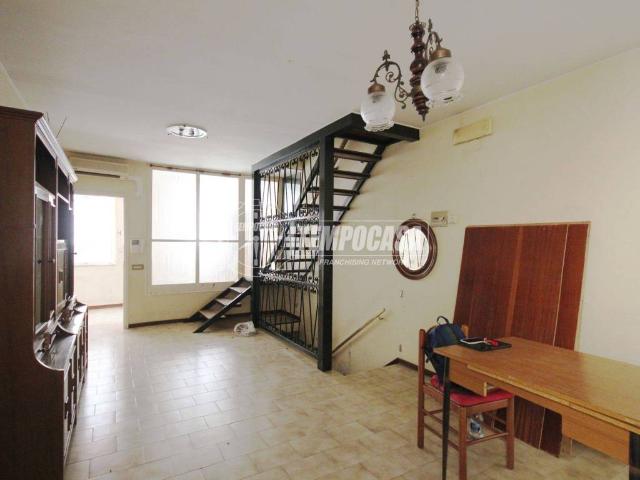 Casa indipendente in vendita a Monte Urano FM