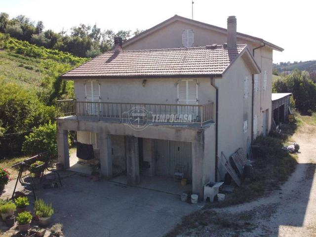 Casa indipendente in vendita a Monte Urano FM