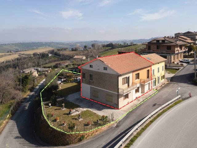Casa indipendente in vendita a Monte Vidon Corrado FM
