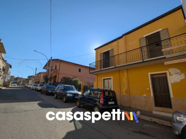 Casa indipendente in vendita a Montebello Ionico RC