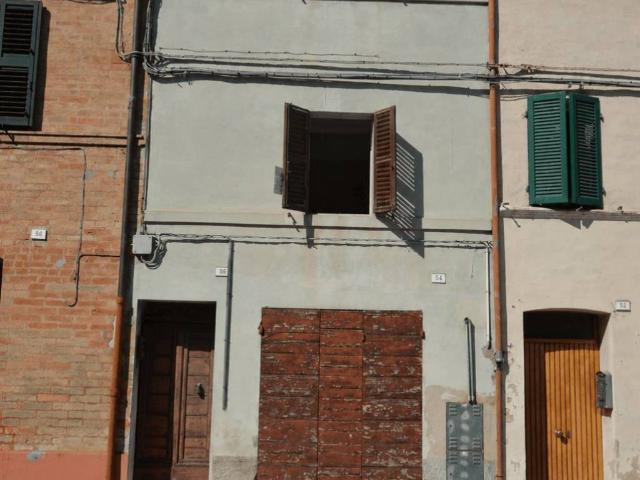 Casa indipendente in vendita a Montecarotto AN
