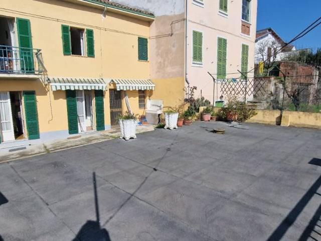Casa indipendente in vendita a Montecastello via Fiume