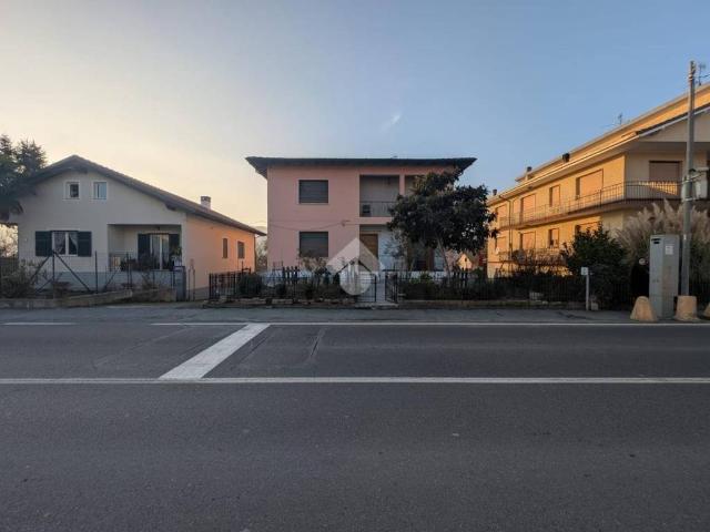 Casa indipendente in vendita a Montechiaro d'Acqui AL