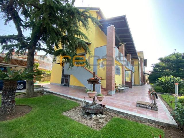 Casa indipendente in vendita a Montecorvino Pugliano SA