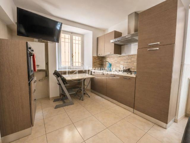 Casa indipendente in vendita a Montecosaro MC