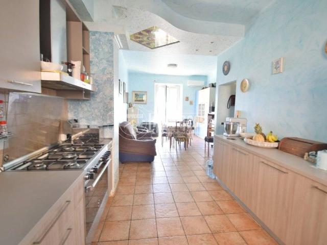 Casa indipendente in vendita a Montecosaro MC