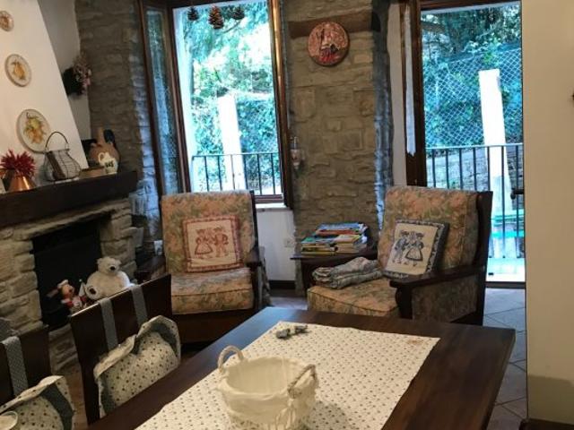 Casa indipendente in Vendita a Montecreto