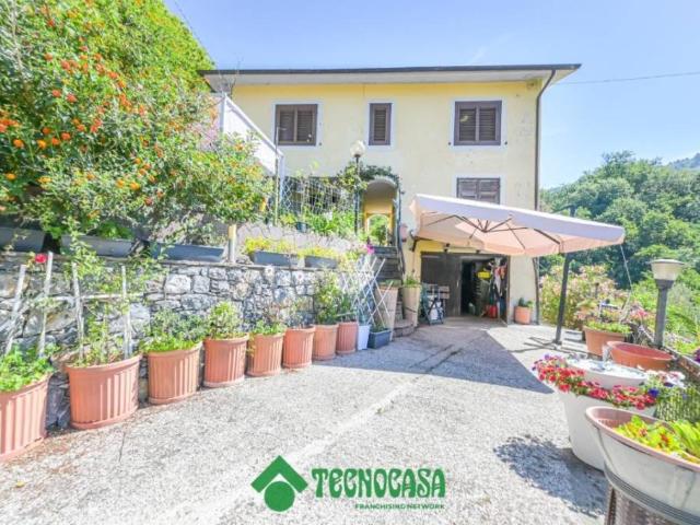 Casa indipendente in vendita a Montedivalli, Podenzana