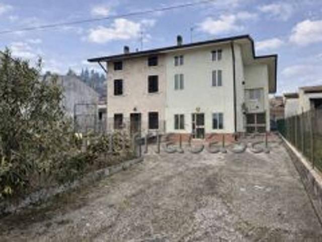 Casa indipendente in vendita a Monteforte D'Alpone