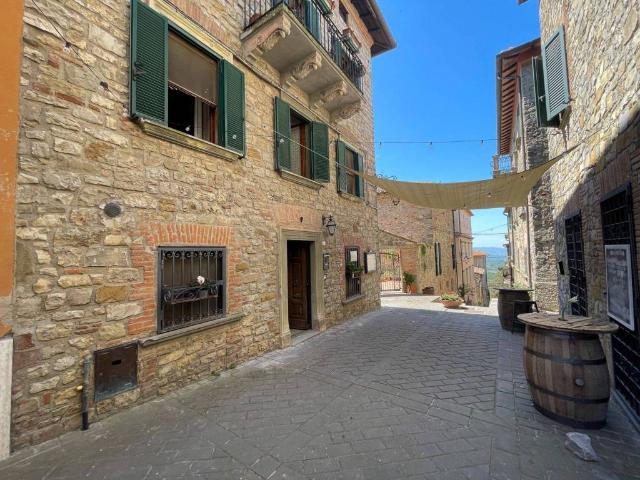 Casa indipendente in vendita a Montegabbione TR