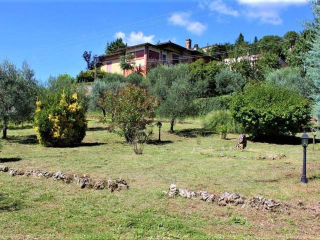 Casa indipendente in vendita a Montegabbione TR