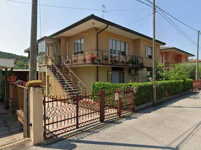 Casa indipendente in vendita a Montegrotto Terme PD