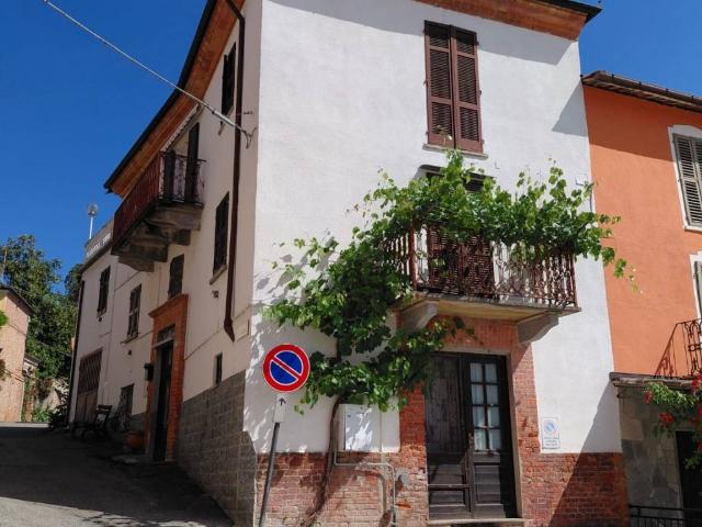 Casa indipendente in vendita a Montegrosso d'Asti AT
