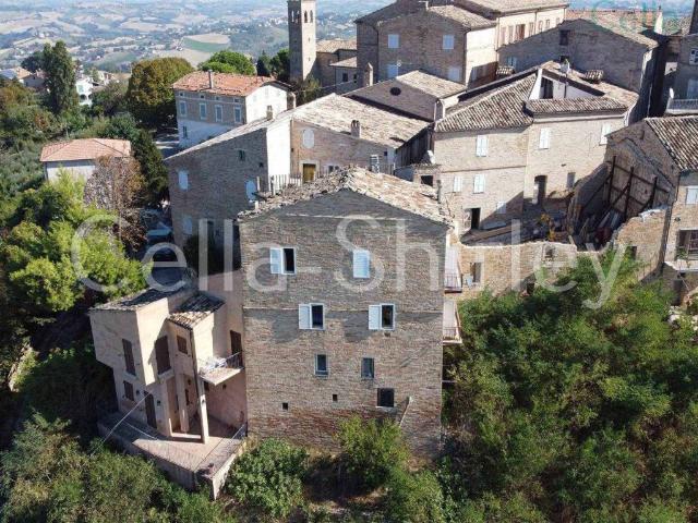 Casa indipendente in vendita a Monteleone di Fermo FM