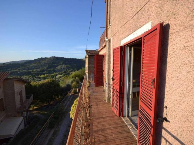 Casa indipendente in vendita a Monteleone d'Orvieto TR