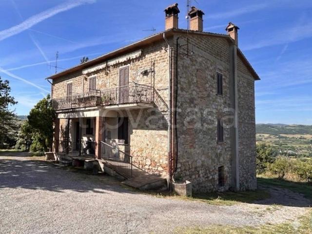 Casa indipendente in vendita a Monteleone d'Orvieto via Perugia