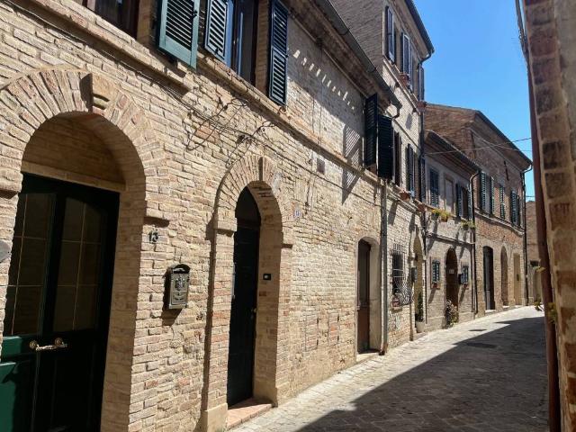 Casa indipendente in vendita a Montelupone MC