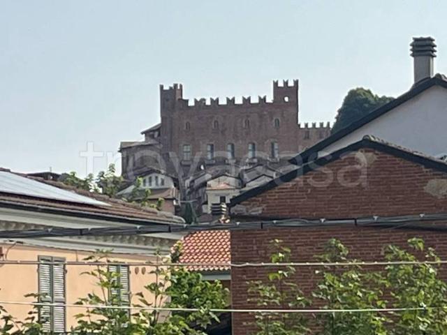 Casa indipendente in vendita a Montemagno