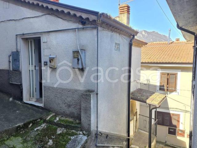 Casa indipendente in vendita a Montemarano vico Melfitana