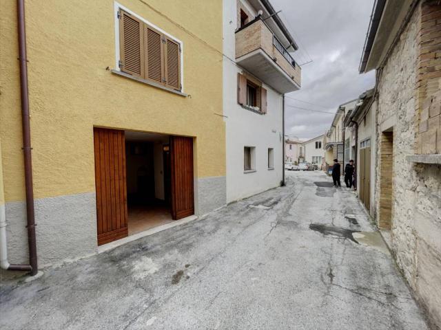 Casa indipendente in vendita a Montenerodomo CH