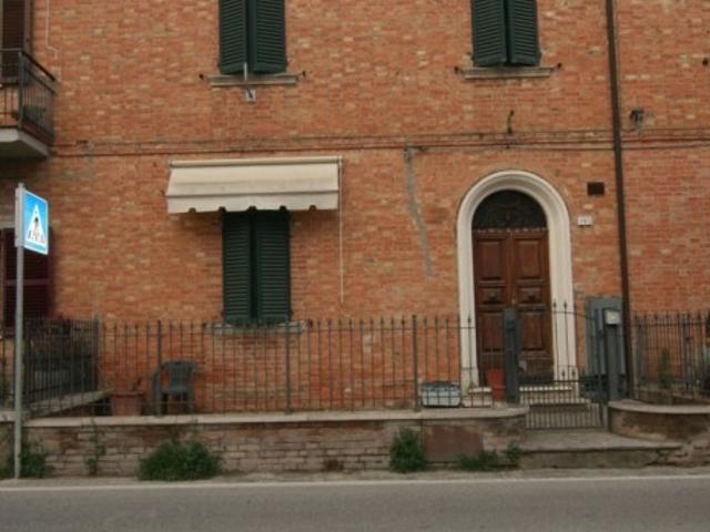 Casa indipendente in vendita a Montepulciano, Acquaviva