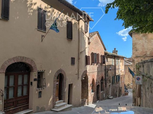 Casa indipendente in vendita a Montepulciano SI