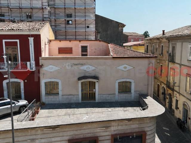 Casa indipendente in vendita a Montesarchio BN