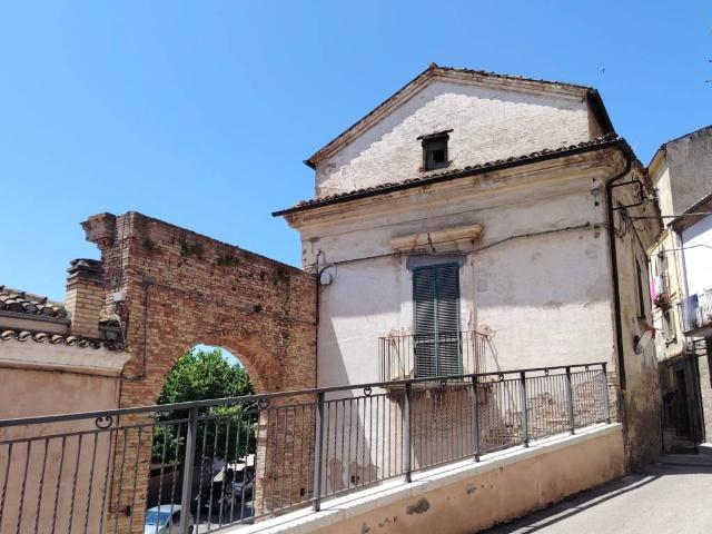 Casa indipendente in vendita a Montesilvano PE
