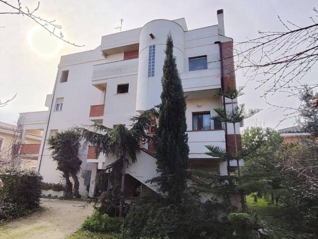 Casa indipendente in vendita a Montesilvano PE