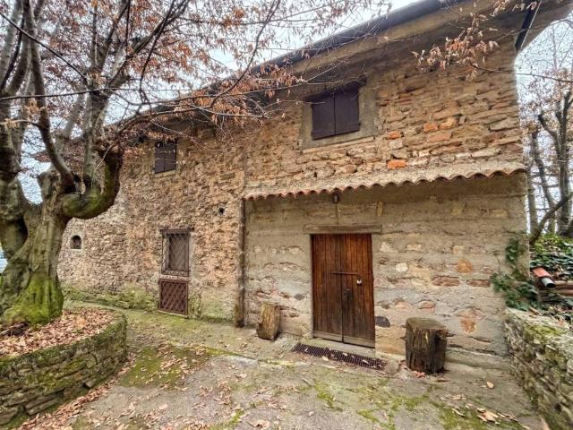 Casa indipendente in vendita a Monticelli Brusati BS