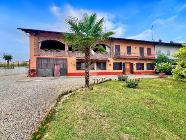 Casa indipendente in vendita a Montiglio Monferrato AT