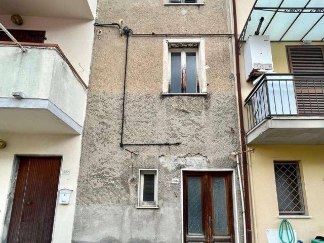 Casa indipendente in vendita a Montignoso MS