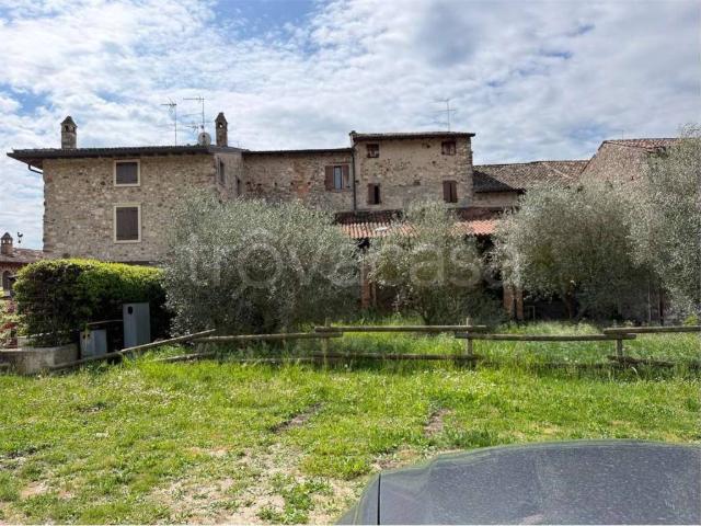 Casa indipendente in vendita a Monzambano strada moscatello, 11