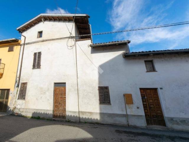 Casa indipendente in vendita a Morano sul Po AL