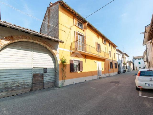 Casa indipendente in vendita a Morano sul Po AL