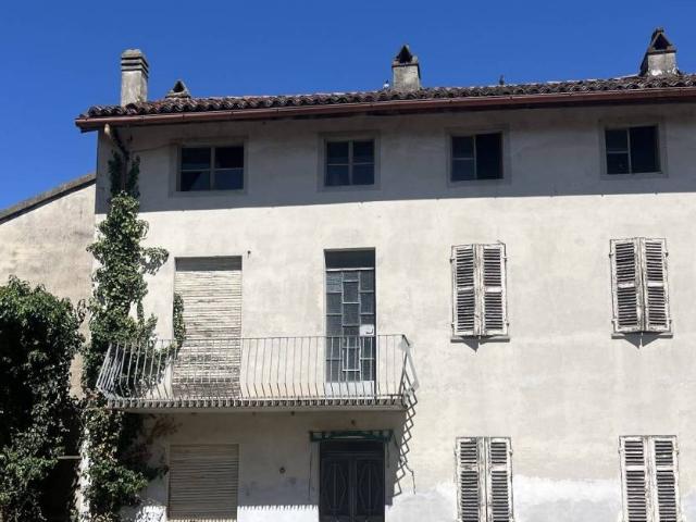 Casa indipendente in vendita a Morano sul Po AL
