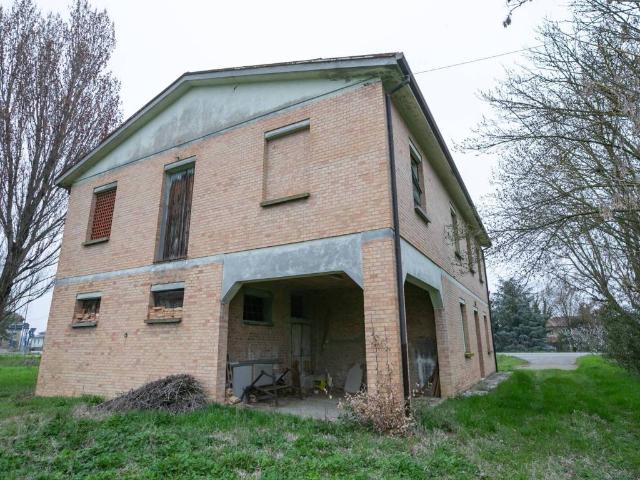 Casa indipendente in vendita a Mordano BO